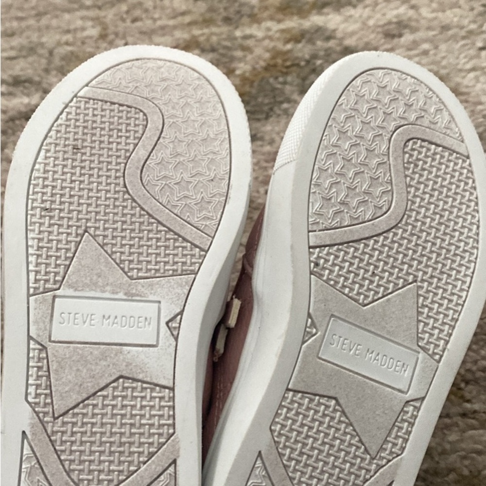 Steve Madden - Picture 3 of 4